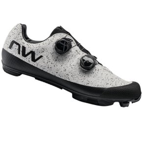 Sapatilha de Ciclismo Northwave Extreme XCM 4 Carbon Cinza Sapatilha de Ciclismo Northwave Extreme XCM 4 Carbon Cinza