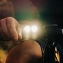 Farol de Bicicleta Knog Blinder 400 Lúmens